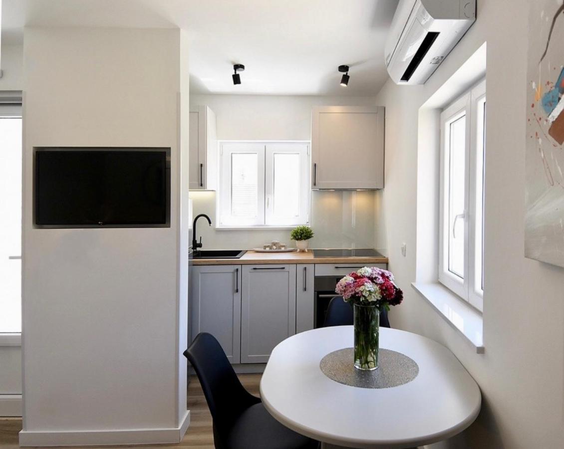 דוברובניק Jacuzzi Apartment Mickey מראה חיצוני תמונה